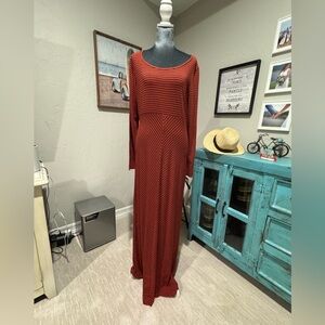 Sahalie Striped Maxi Dress in Rust and Black Size Medium Excellent Condition